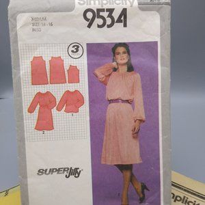 Vintage Sewing PATTERN Simplicity 9534, Super Jiffy for Knit or Woven Fabrics